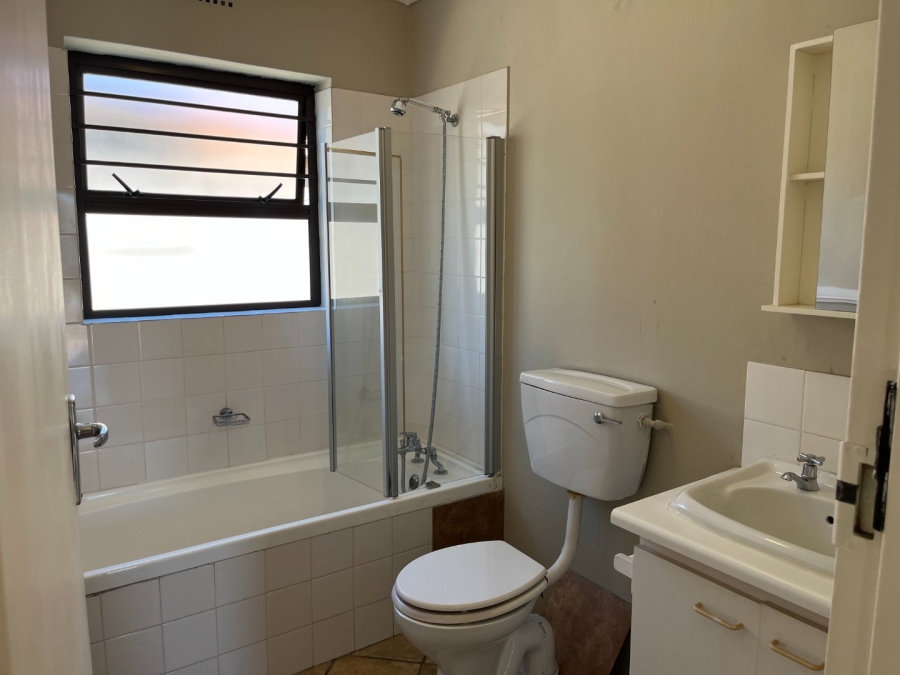 2 Bedroom Property for Sale in Table View Western Cape